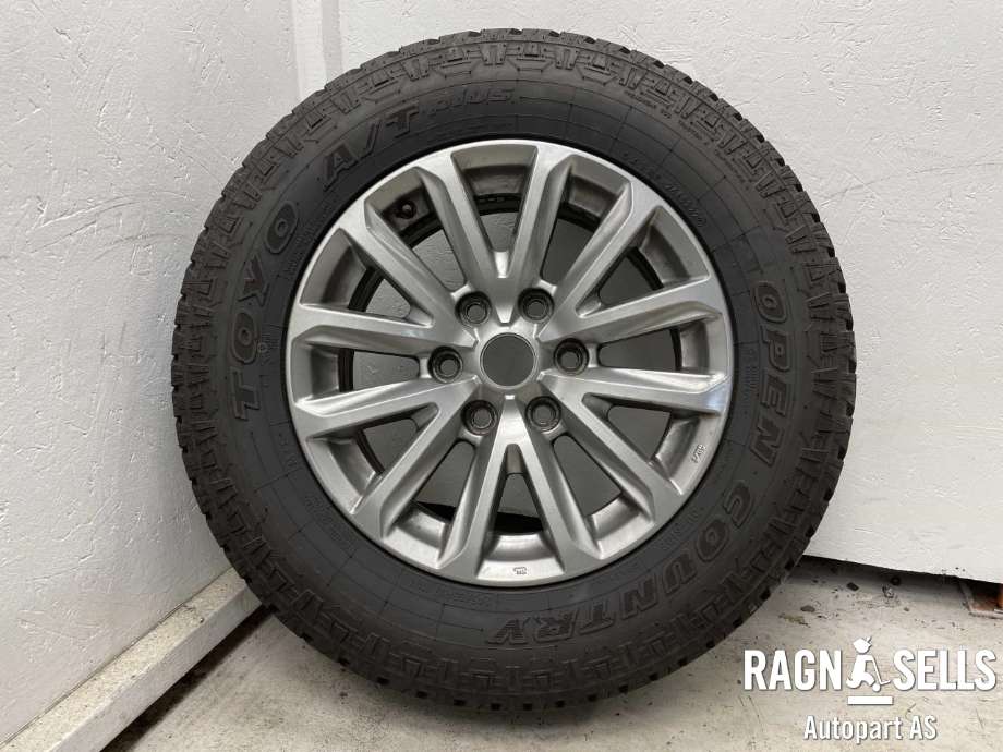 Hjulsett aluminium sommer til Mitsubishi L200 2019-->> (Type V, Fase 2) (TOYO|6X139.7/ET38/67.1|245/65R17|)