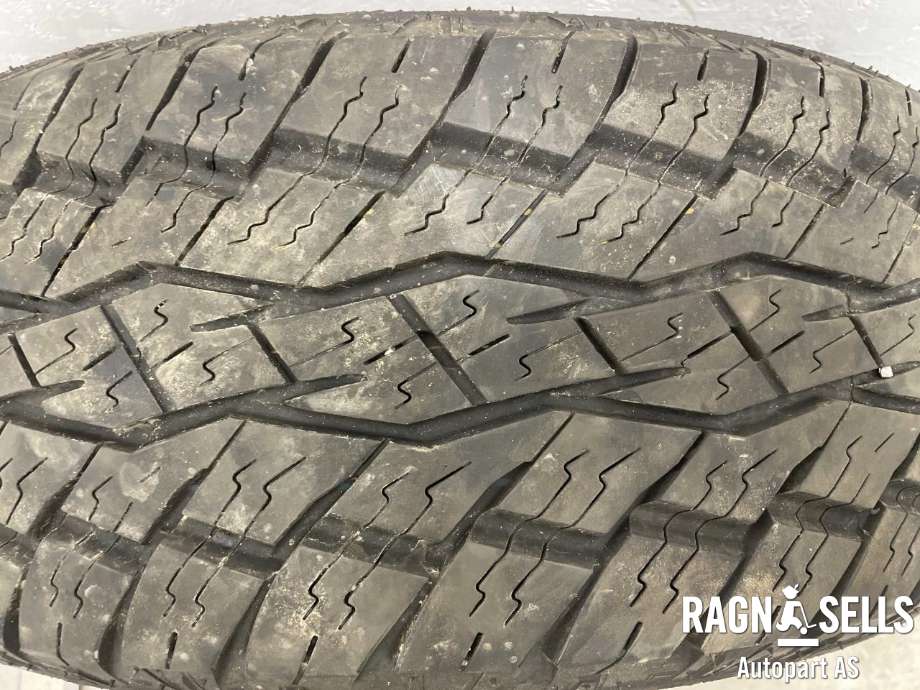 Hjulsett aluminium sommer til Mitsubishi L200 2019-->> (Type V, Fase 2) (TOYO|6X139.7/ET38/67.1|245/65R17|)