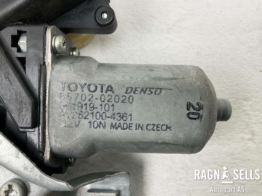 Ruteheis høyre bak til Toyota Avensis 2009-2015 (Type III, Fase 1)  (DENSO|6983005130|85702-02020|AV2621004361)