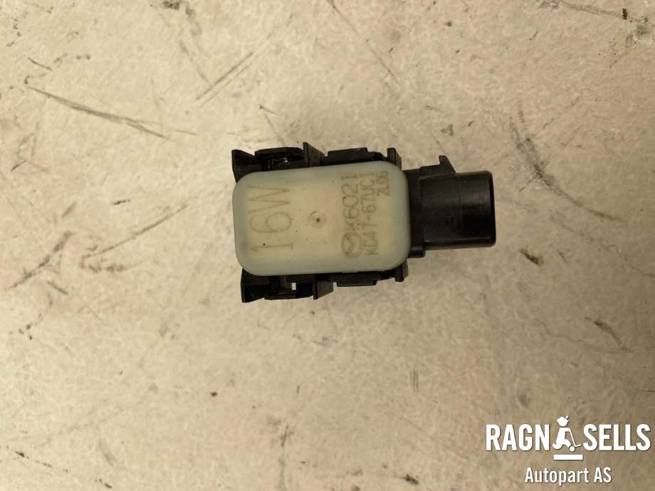 Parkeringssensor bak til Mazda CX-5 2012-2017 (Type I)  (KD49-67-UC1||KD45-67-UC5A 08|KD47-67UC1)