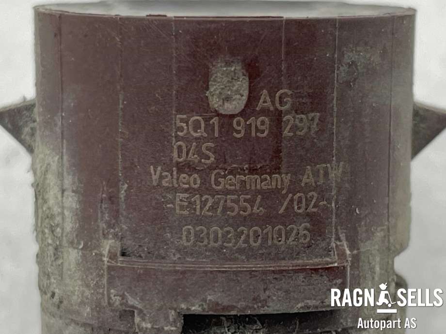 Parkeringssensor foran til Audi e-tron 2018-->>  (5Q1 919 297|E127554|)