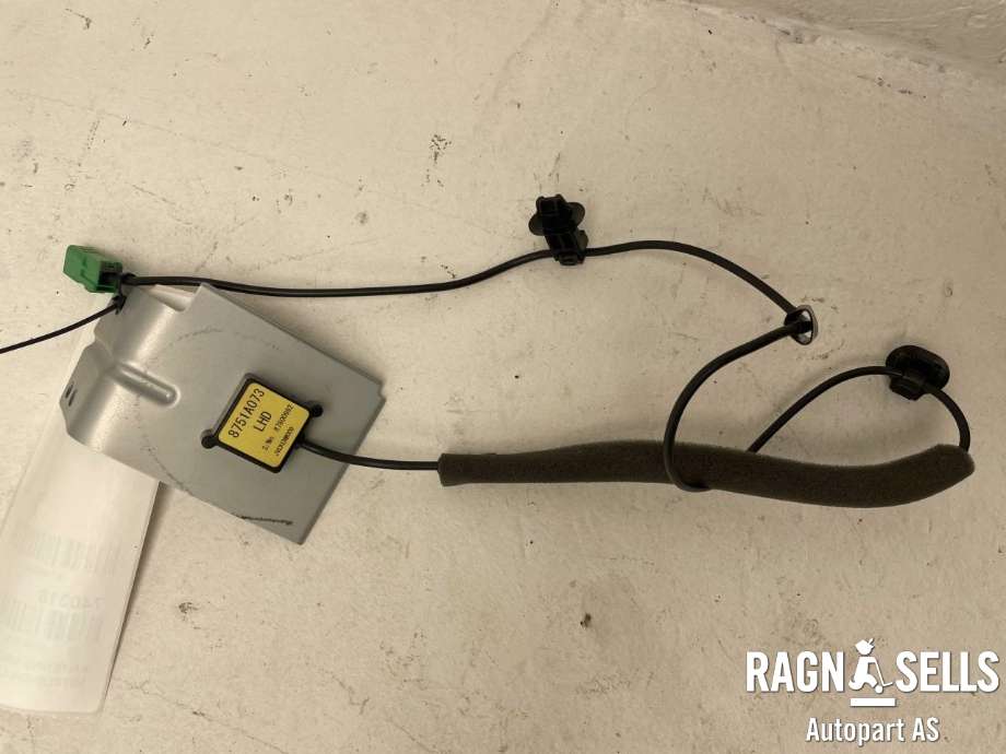 Antenne navigasjon til Mitsubishi L200 2019-->> (Type V, Fase 2) (8751A073|)