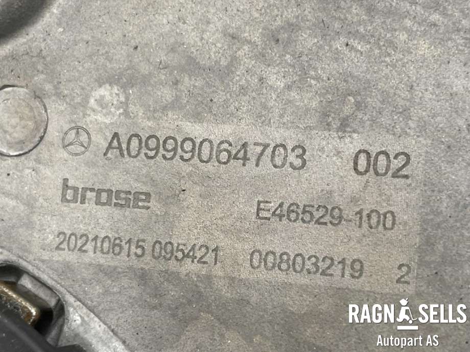 Baklukeåpner motor til Mercedes EQC 2019-->>  (BOSCH|A 099 906 47 03|0390204178|)