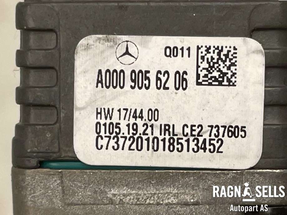 Parkeringskamera bak til Mercedes EQC 2019-->>  (A 000 905 62 06|)