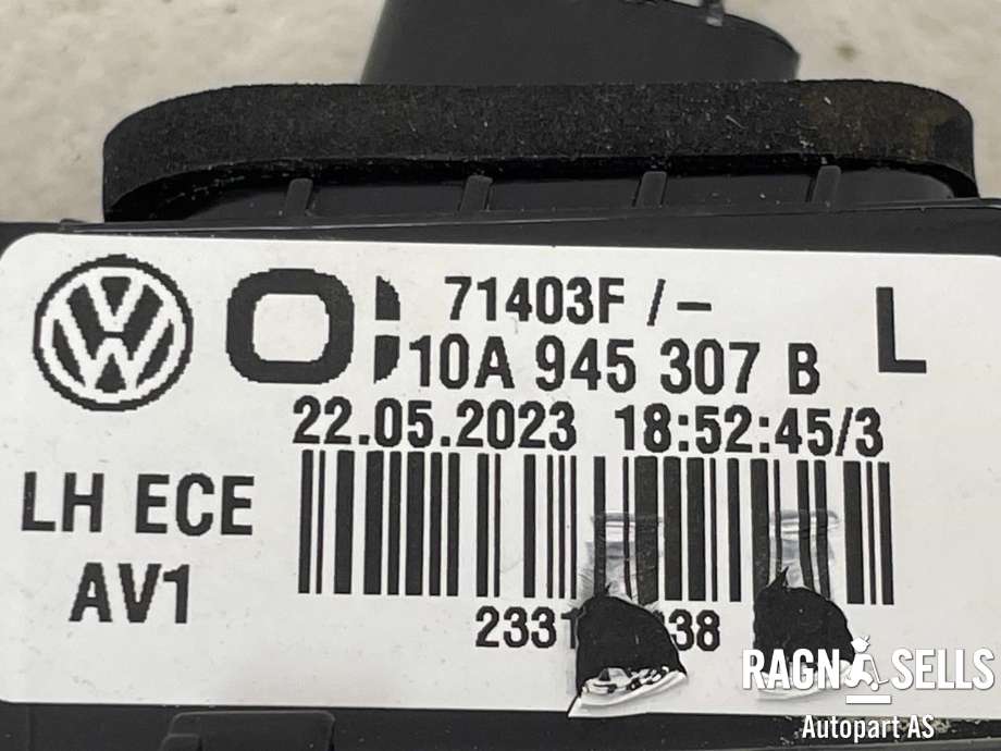Baklykt venstre indre til VW ID.3 2020-->>  (10A945307B|)