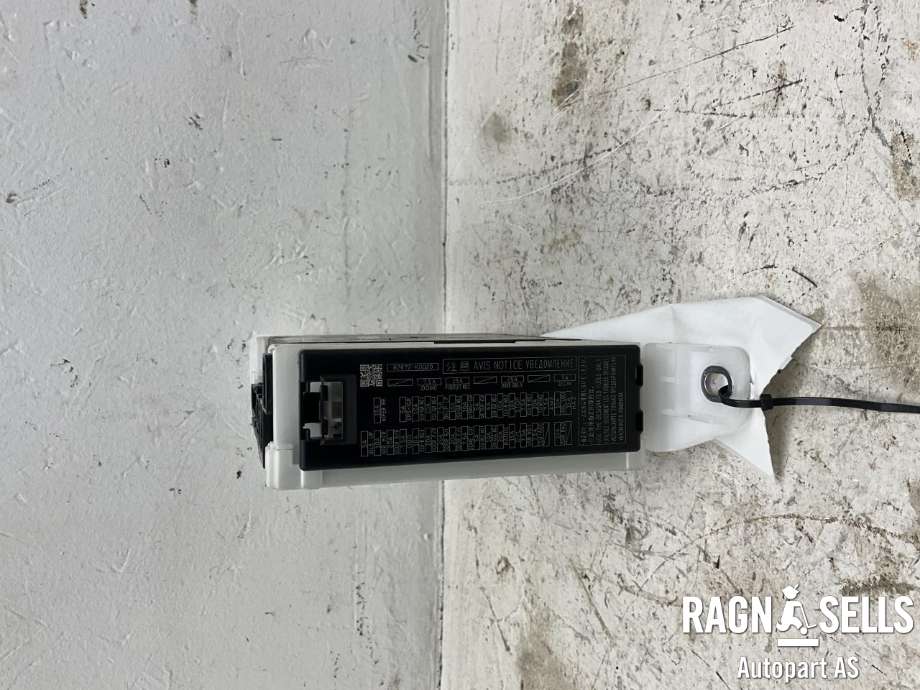 Styreenhet comfort (BCM) til Mazda 2 2020-->> (Type III, Fase 2) (89221-K0020|MB238100-8364|)