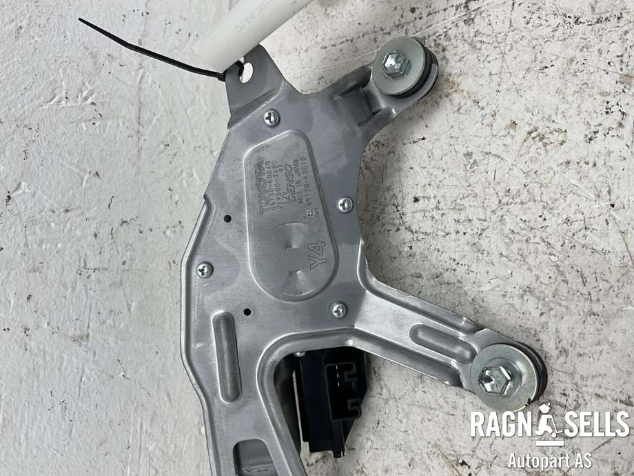 Viskermotor bakrute til Mazda 2 2020-->> (Type III, Fase 2)  (DENSO|N/A|85130-K0040|259600-3680)