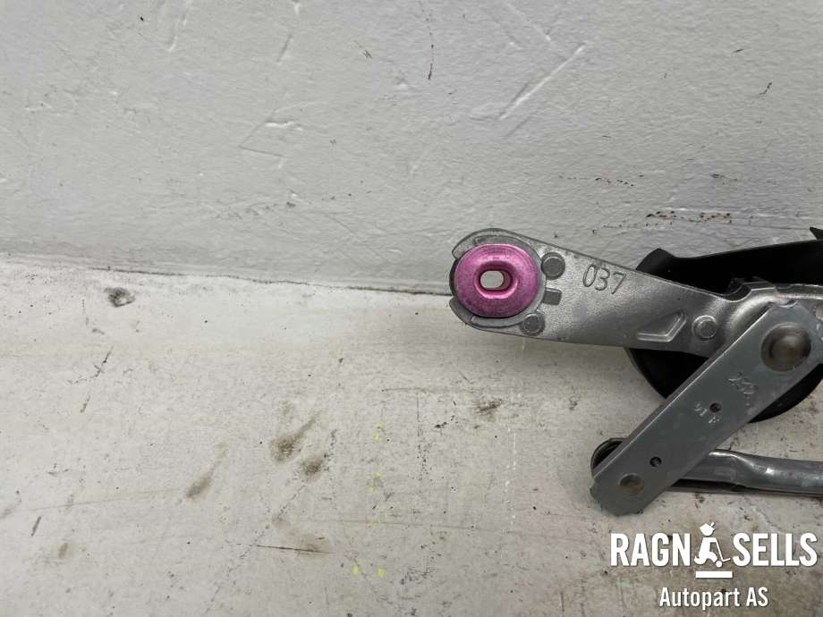 Viskermotor frontrute komplett m/overføring til Mazda 2 2020-->> (Type III, Fase 2)  (N/A|85110-K0120|AE159400-0431)