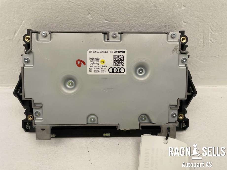 Multimedia display (MCU - Media Controller Unit) til Audi e-tron 2018-->>  (INNOLUX|4KE 919 603 L|4KE 919 603 J|4KE 919 603 F)