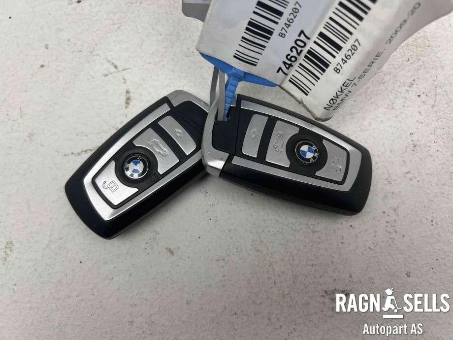 Nøkkel til BMW 7-Serie 2009-2015 (F01/F02/F03/F04) (F01/F02/F03/F04) (66 12 8 723 584|)