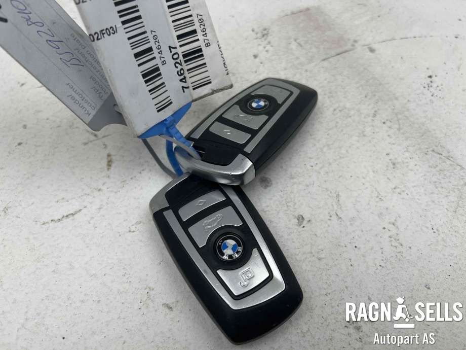 Nøkkel til BMW 7-Serie 2009-2015 (F01/F02/F03/F04) (F01/F02/F03/F04) (66 12 8 723 584|)