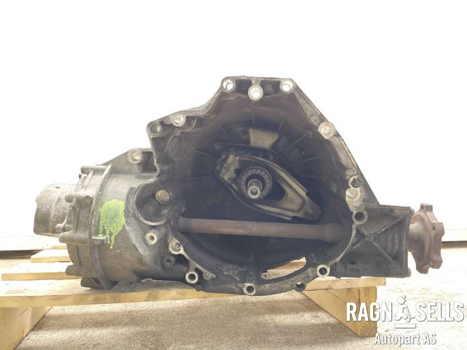 Girkasse manuell 6-trinn til Audi Q5 2008-2012 (Type I, Fase 1) (0B2 300 028 E|0B2 300 028 EX|)