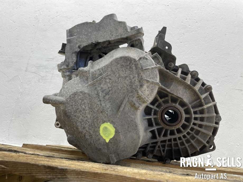 Girkasse manuell 6-trinn til Opel Zafira Tourer 2012-2018 (5700543|55582881|5700776|MYJ)