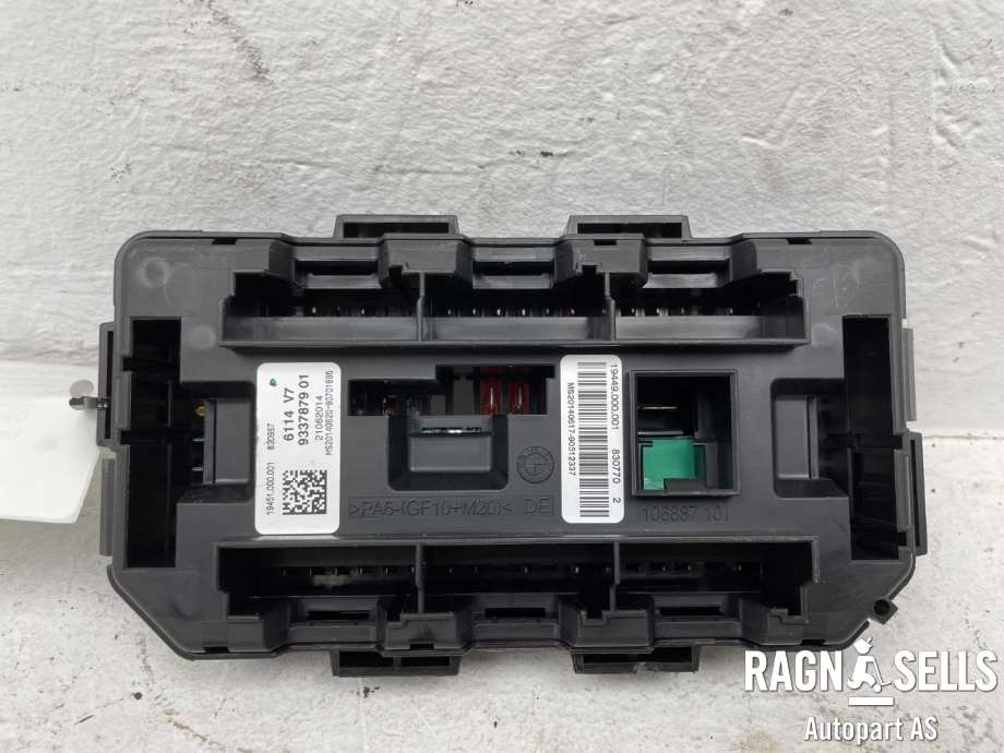 Sikringsboks til BMW 3-Serie 2012-2018 (F30/F31/F34) (F30/F31/F34) (61 14 9 224 866|9 337 879|)