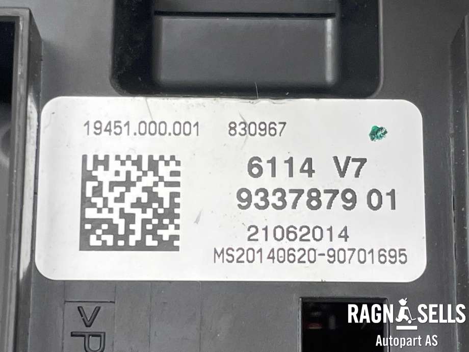 Sikringsboks til BMW 3-Serie 2012-2018 (F30/F31/F34) (F30/F31/F34) (61 14 9 224 866|9 337 879|)
