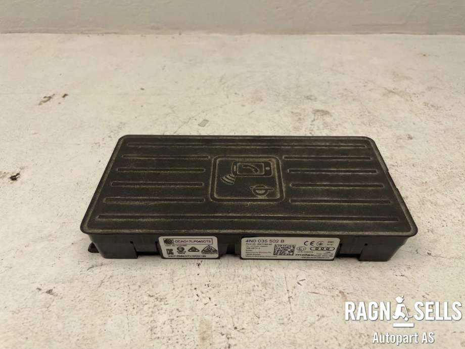 Dashbord trådløs mobillader til Audi Q3 2019-->> (Type II) (4N0035502B|4774A18600|)