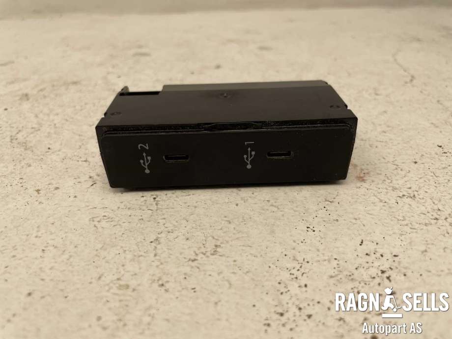 Bilstereo diverse til Audi Q3 2019-->> (Type II) (83A 035 736 A|)