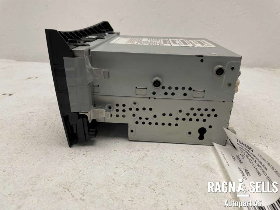 Bilstereo navigasjon til Mercedes CLS 2011-2017 (C218) (C218) (A 212 900 56 18|A2129012504|A1669027704|)