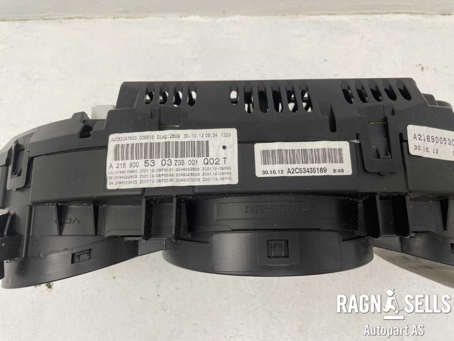 Speedometer til Mercedes CLS 2011-2017 (C218) (C218) (A 218 900 53 03|)