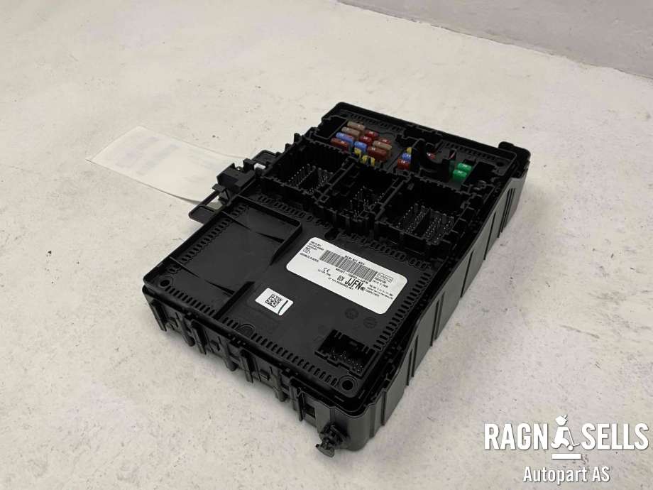 Styreenhet comfort (BCM) til Ford Mustang Mach-e 2020-->>  (MU5T-15604-JJFN|20220108|)