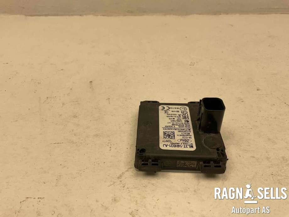 Sensor radar til Ford Mustang Mach-e 2020-->> (ML3T-14H031-AK|ML3T-14H031-AJ|)