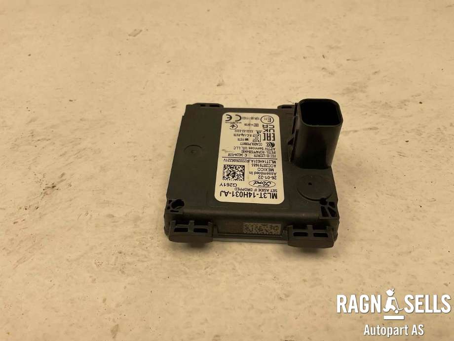 Sensor radar til Ford Mustang Mach-e 2020-->>  (ML3T-14H031-AK|ML3T-14H031-AJ|)