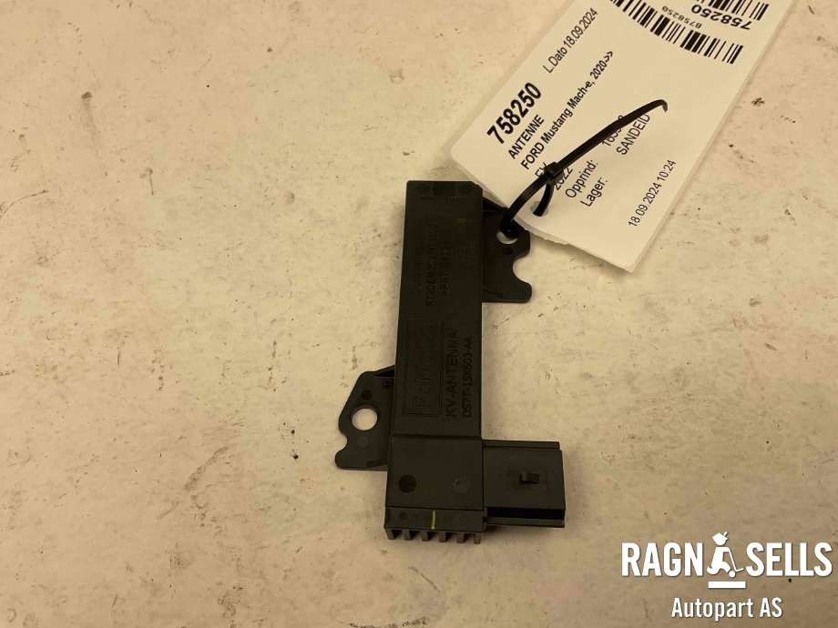 Antenne til Ford Mustang Mach-e 2020-->> (DS7T-15K603-AA||5195566)