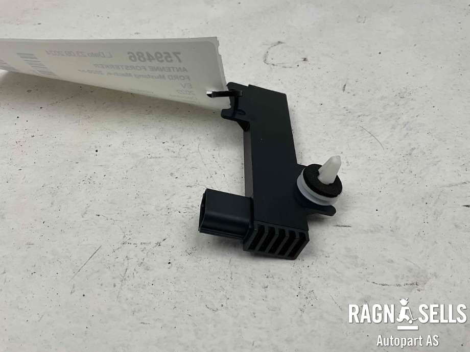 Antenne forsterker til Ford Mustang Mach-e 2020-->>  (DS7T-15603-CA|5WY8692|)