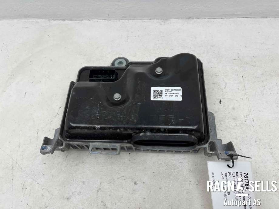 Styreenhet comfort (BCM) til Tesla Model Y 2021-2024 (Type I) (1497327-00-B|)