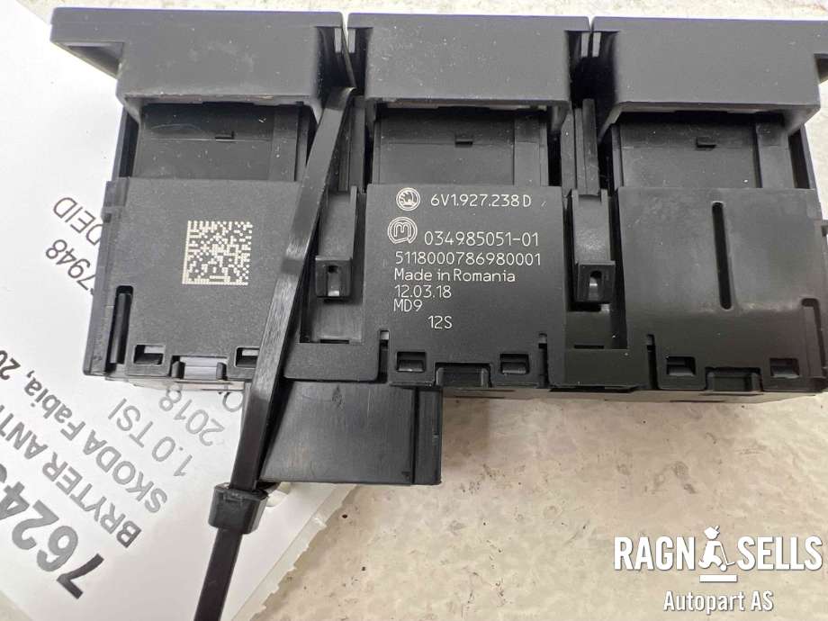 Bryter Antispinn til Škoda Fabia 2014-2021 (Type III) (6V1927238D|03498505101|)