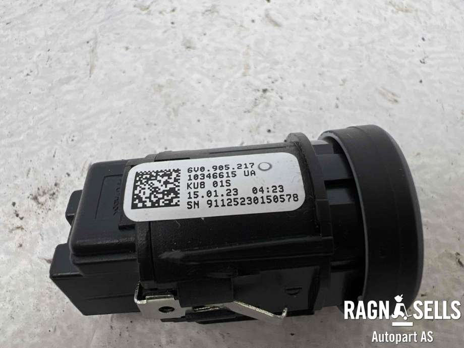 Bryter start/stopp til Škoda Fabia 2014-2021 (Type III)  (6V0905217|5E0 905 217|)