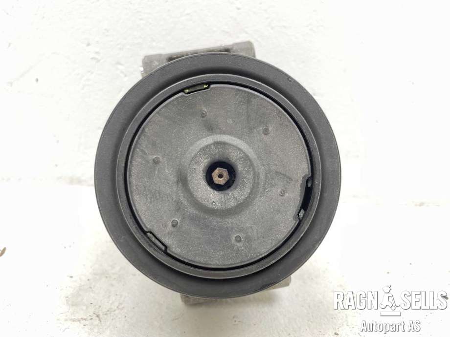 Aircondition kompressor til VW Passat 2011-2015 (B7) (B7) (1K0 820 859 T|1K0 820 859 TX|PXV16-1615|PXV161615|01140562|012011032014|1KD820803|1KD820803A|1KD820803B|1KD820803H|1KD820803K|1KD820803L|1KD820803M|1K0.260.859 F)