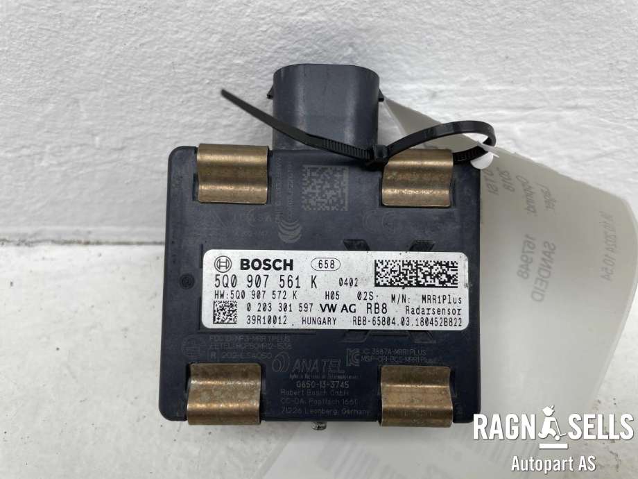 Sensor radar til Škoda Fabia 2014-2021 (Type III)  (5Q0 907 561 K|)