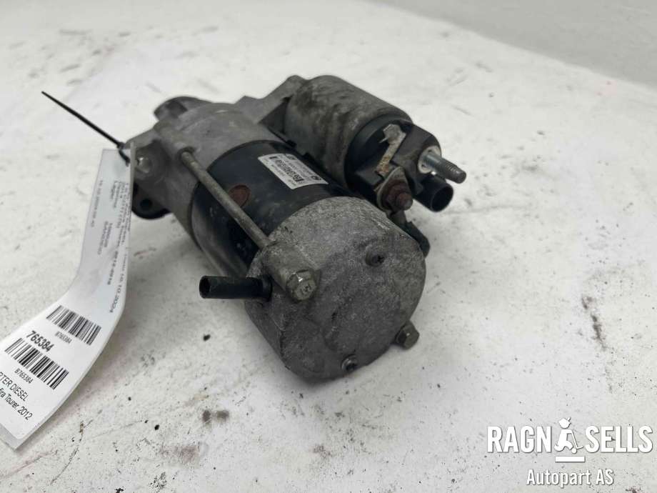 Starter diesel til Opel Zafira Tourer 2012-2018 (GM|1202294|55570068|1648216480|95520329|55491789|95522288|1202496|55491473|55493471|95525761|95528730|M001TF0071|M001TF0072|M001TF0072ZE|M001TF0073ZE|M001TF0471|M001TF0472|M001TF0571ZE|M001TF0572ZE|M001TF1171ZE)