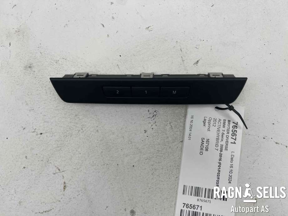 Bryter diverse til BMW 7-Serie 2009-2015 (F01/F02/F03/F04) (F01/F02/F03/F04) (61 31 9 215 748|)