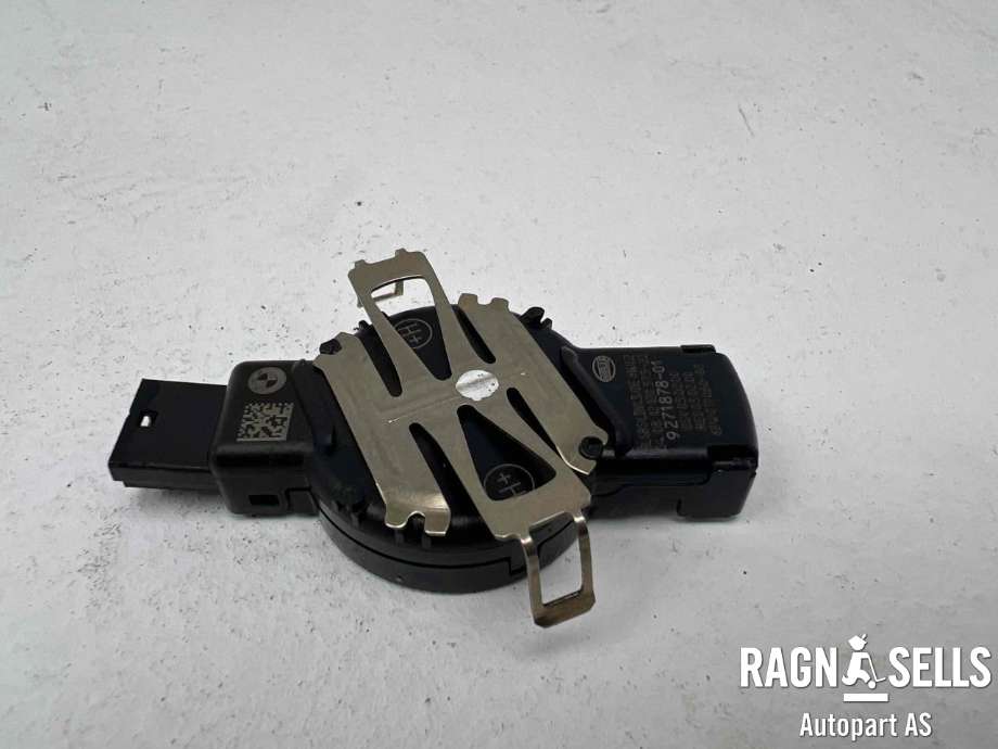 Sensor regnsensor til BMW 7-Serie 2009-2015 (F01/F02/F03/F04) (F01/F02/F03/F04) (HELLA|61 35 6 832 976|927187801|6PW01106002|)
