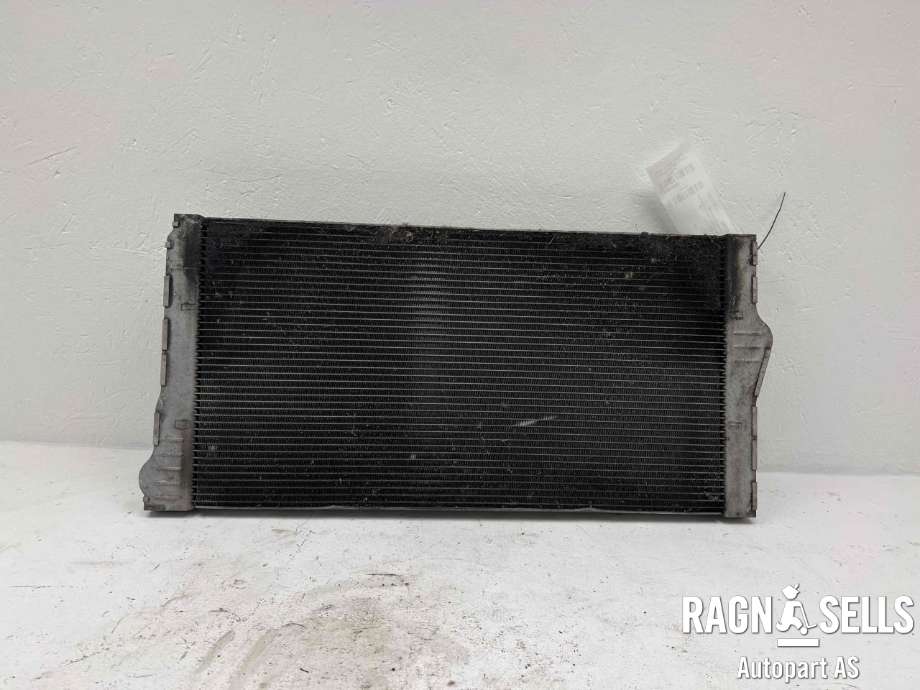 Radiator (automat gir) til BMW 7-Serie 2009-2015 (F01/F02/F03/F04) (F01/F02/F03/F04) (BEHR|17 11 8 615 454||X4550001)