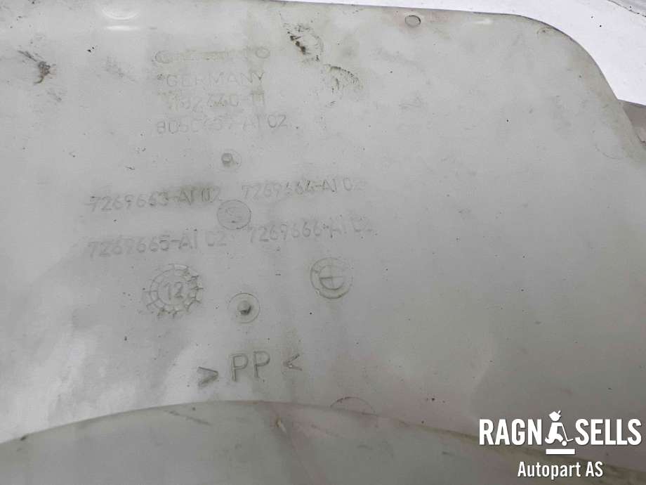 Spylertank til BMW 7-Serie 2009-2015 (F01/F02/F03/F04) (F01/F02/F03/F04) (61 66 7 269 667|)