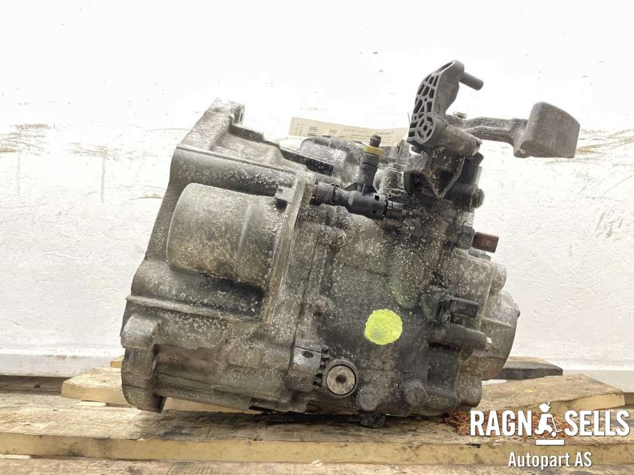Girkasse manuell 6-trinn til VW Tiguan 2011-2016 (Type I, Fase 2)  (0A6 300 045 N|0A6 300 046 F|A6 300 045 NX|NGH)
