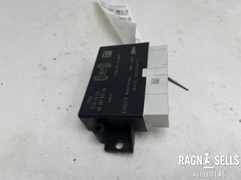 Styreenhet parkering til Citroën ë-C4 2020-->>  (VALEO|16 776 081 80|E500379|9838793780)