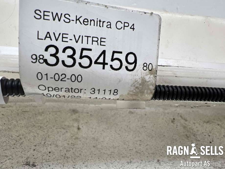 Spylertank foran til Citroën ë-C4 2020-->>  (98 334 791 80|9833545980|9833870480)