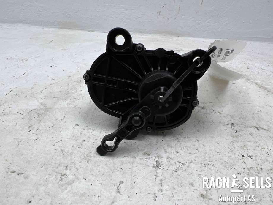 Manifold innsug til Land Rover Discovery 2017-->> (Type V)  (BOSCH|G4D39F648AA|LR085941|)