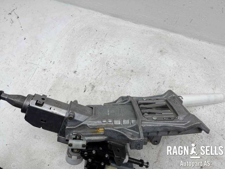 Rattaksel til Land Rover Discovery 2017-->> (Type V) (LR081615|HPLA3C529AC|)