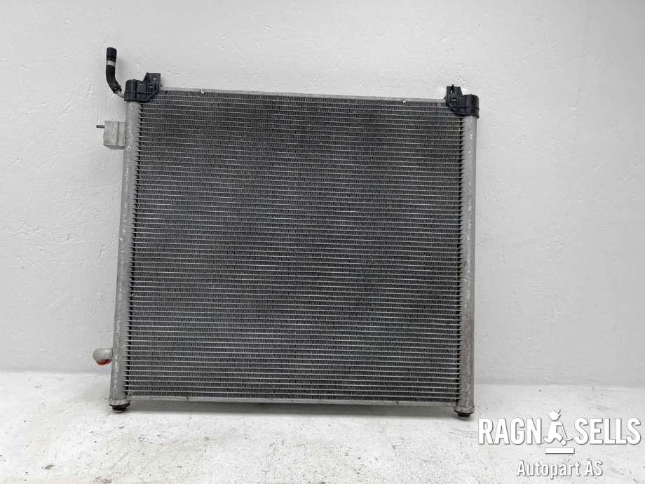 Radiator (automat gir) til Land Rover Discovery 2017-->> (Type V)  (LR092782|HPLA8K230AB|HPLA19E839AE)