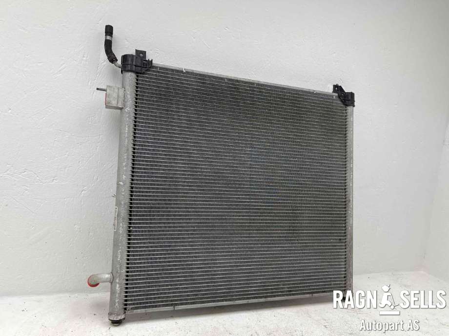 Radiator (automat gir) til Land Rover Discovery 2017-->> (Type V)  (LR092782|HPLA8K230AB|HPLA19E839AE)
