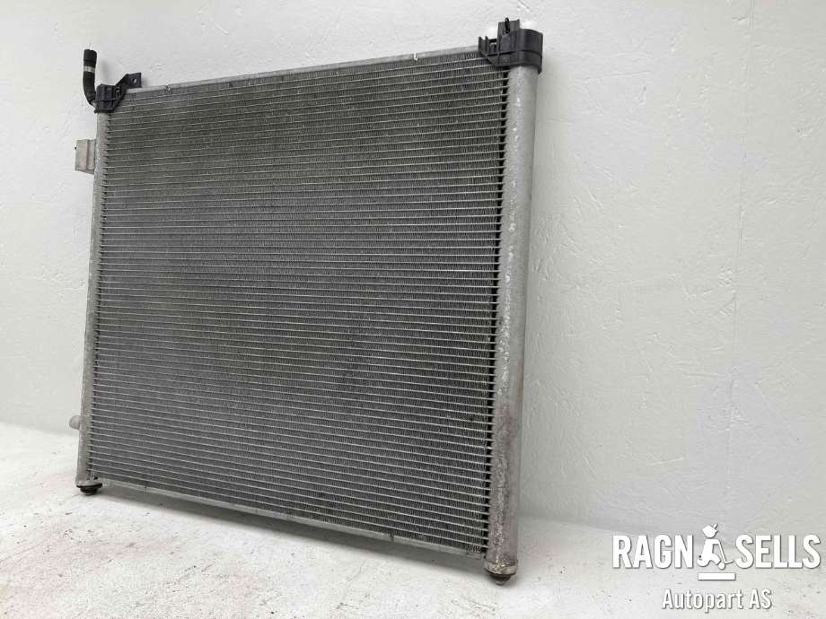 Radiator (automat gir) til Land Rover Discovery 2017-->> (Type V)  (LR092782|HPLA8K230AB|HPLA19E839AE)