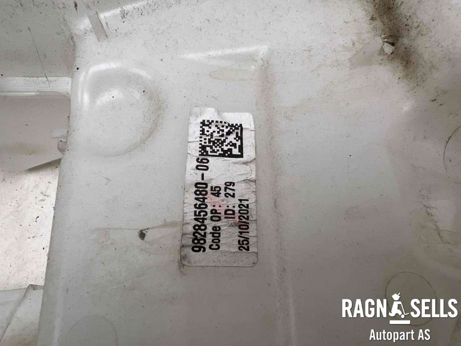 Spylertank til Opel Mokka E 2020-->> (Type II) (982845648006|)