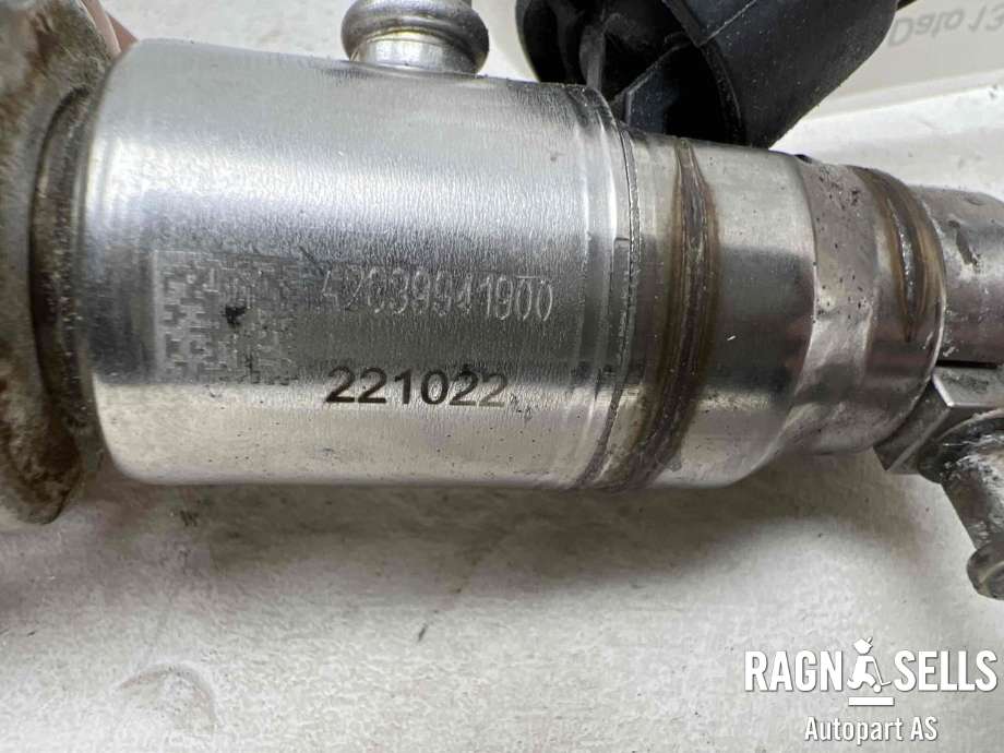 AdBlue dyse til Audi A4 2007-2014 (Type IV) (B8) (B8) (208995377R|P022405979|A2C39941900)