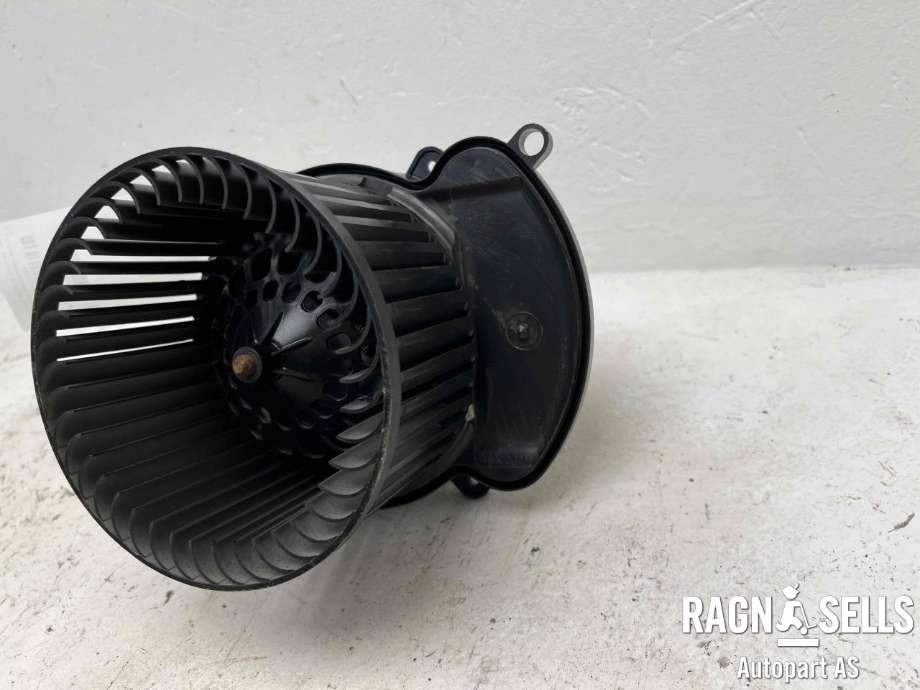 Varmeapparat motor til Mercedes Citan 2021-->> (W420) (W420) (VALEO|A 420 830 27 00|T260953|)