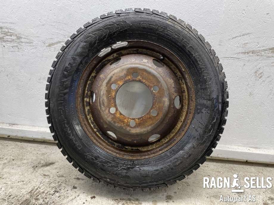Hjulsett stål vinter til Iveco Daily 1990-2000 (Type II)  (NOKIAN|6X170/ET107/130|195/75R16C|)